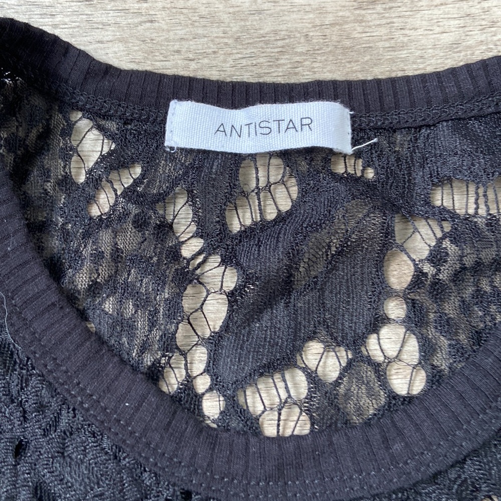 Full lace top - Picture 3 of 3